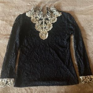 ◂Victorian style lace pearl embellished blouse▸